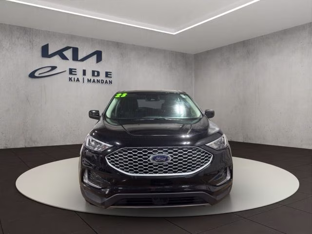2023 Black Metallic Ford Edge SEL AWD SUV