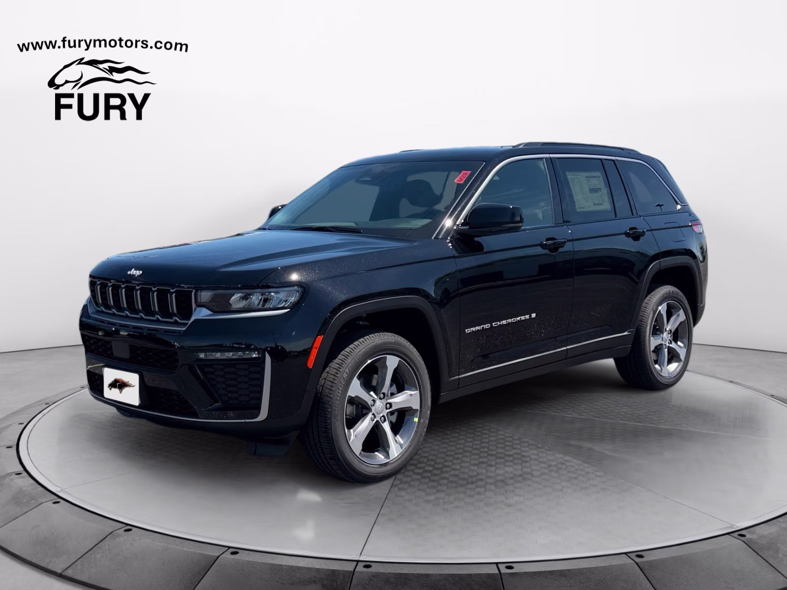 2026 Diamond Black Crystal Pearlcoat Jeep Grand Cherokee Limited 4X4 SUV