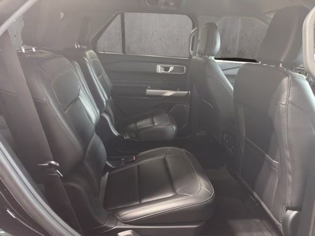 2024 Black Metallic Ford Explorer XLT 4X4 SUV