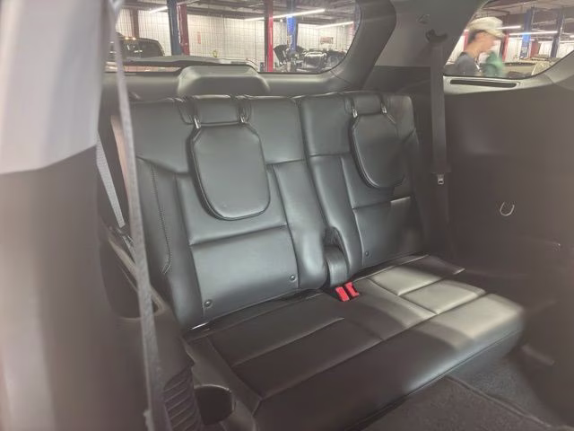 2024 Black Metallic Ford Explorer XLT 4X4 SUV