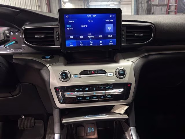 2024 Black Metallic Ford Explorer XLT 4X4 SUV