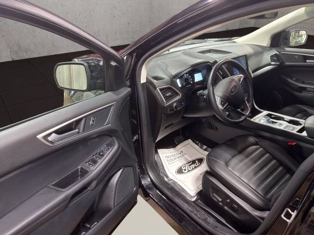 2023 Black Metallic Ford Edge SEL AWD SUV