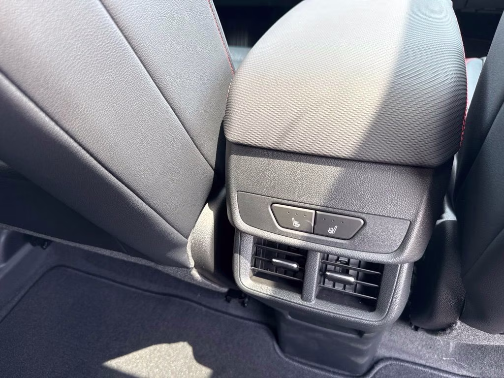 2027 Chevrolet Equinox RS - Photo 20