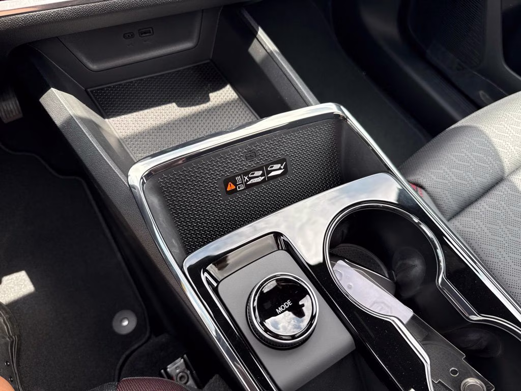 2027 Chevrolet Equinox RS - Photo 42