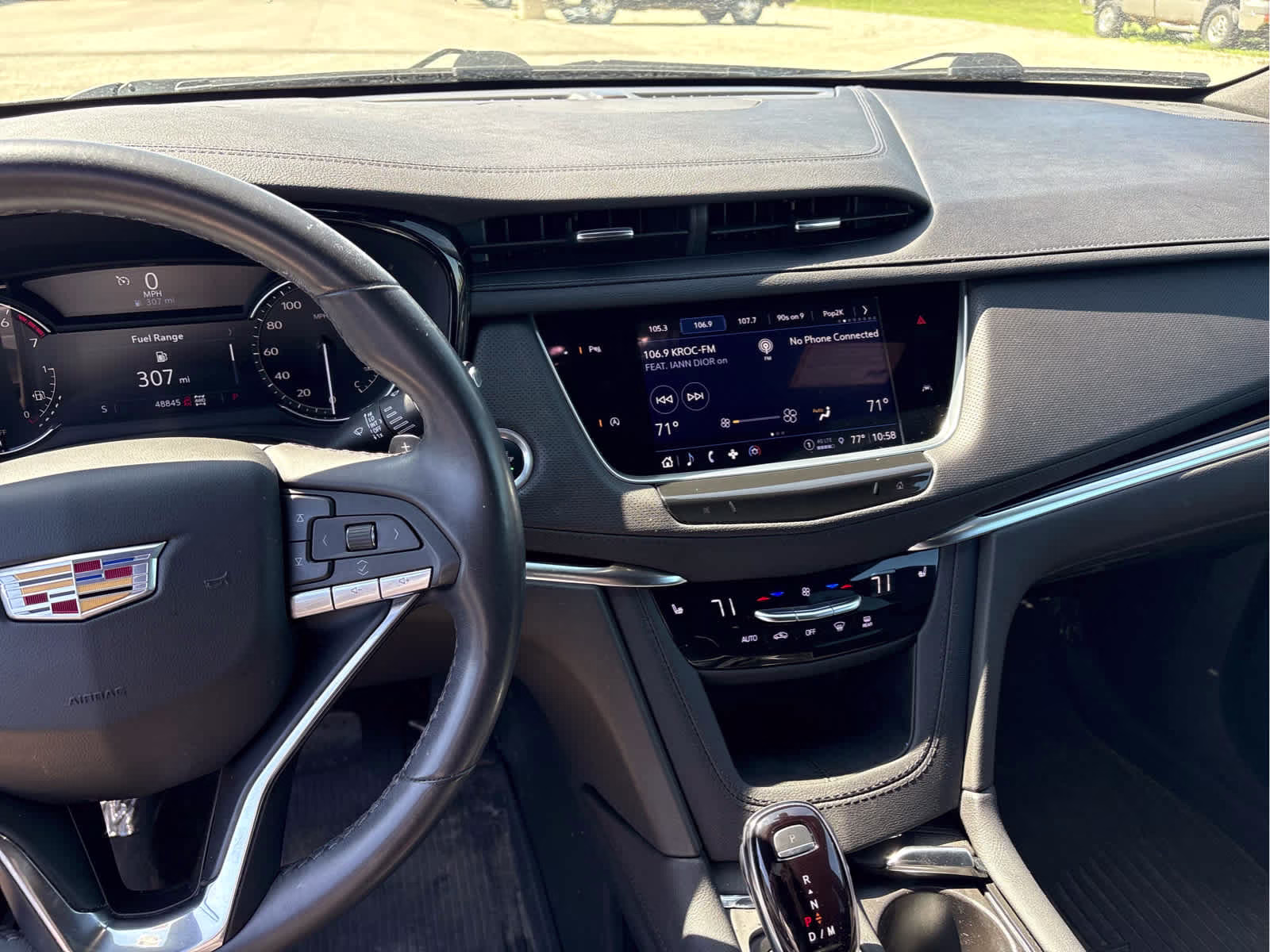 2024 Stellar Black Metallic Cadillac XT6 AWD Luxury AWD SUV