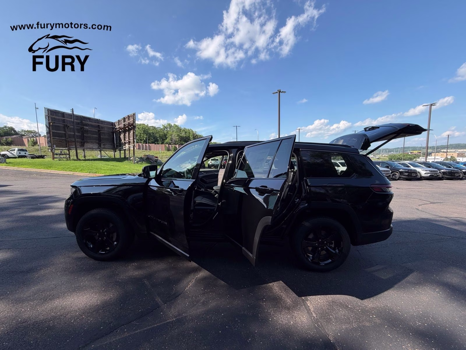 2026 Diamond Black Crystal Pearlcoat Jeep Grand Cherokee L Limited 4X4 SUV