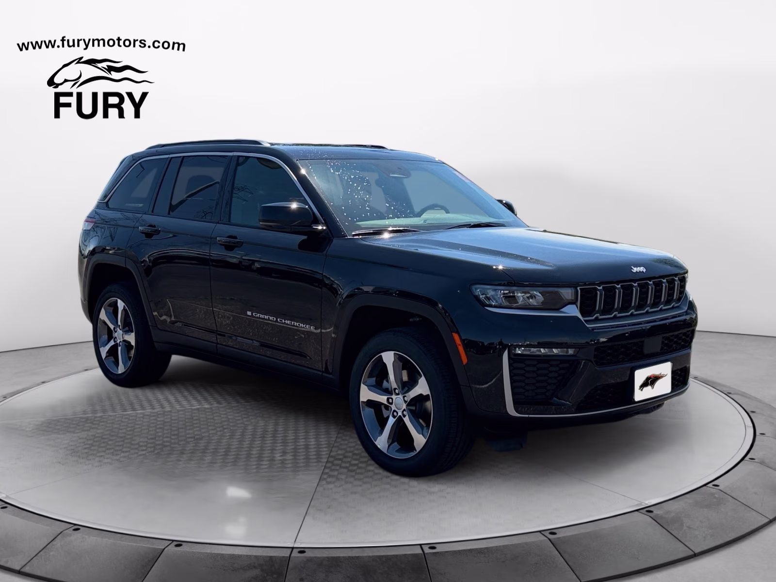 2026 Diamond Black Crystal Pearlcoat Jeep Grand Cherokee Limited 4X4 SUV