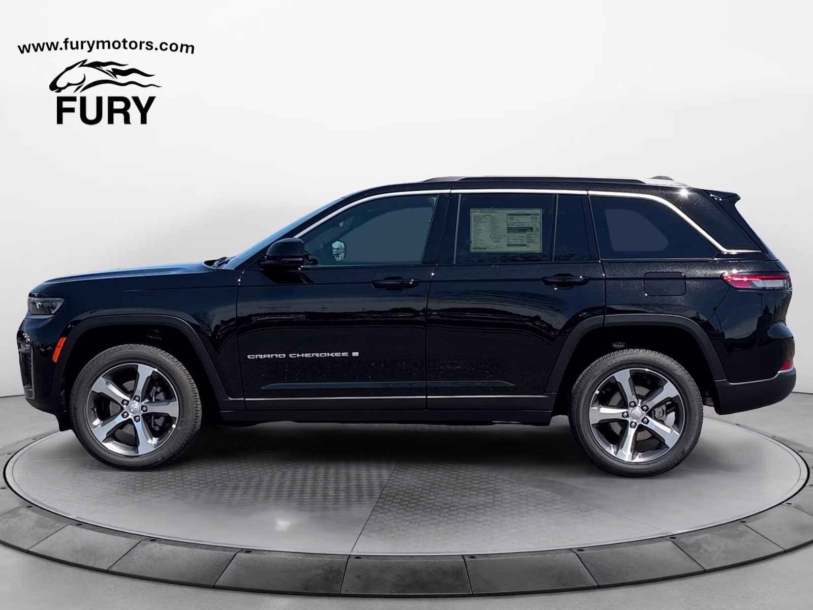 2026 Diamond Black Crystal Pearlcoat Jeep Grand Cherokee Limited 4X4 SUV