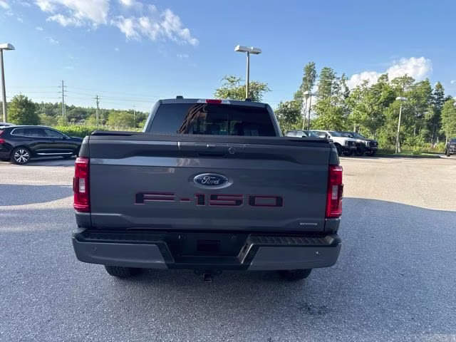 2023 Carbonized Gray Metallic Ford F-150 XLT Crew Cab Pickup 4X4 Truck