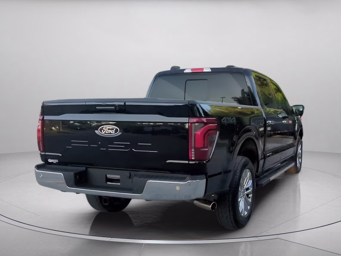 2024 Agate Black Metallic Ford F-150 LARIAT Crew Cab Pickup 4X4 Truck