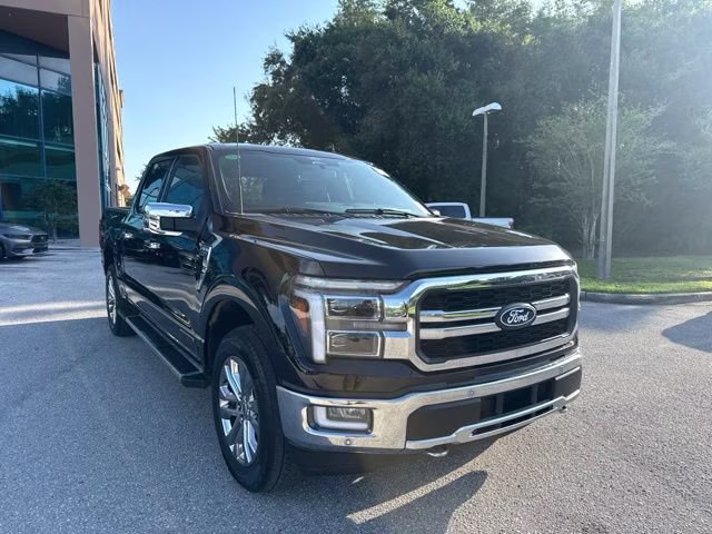 2024 Agate Black Metallic Ford F-150 LARIAT Crew Cab Pickup 4X4 Truck