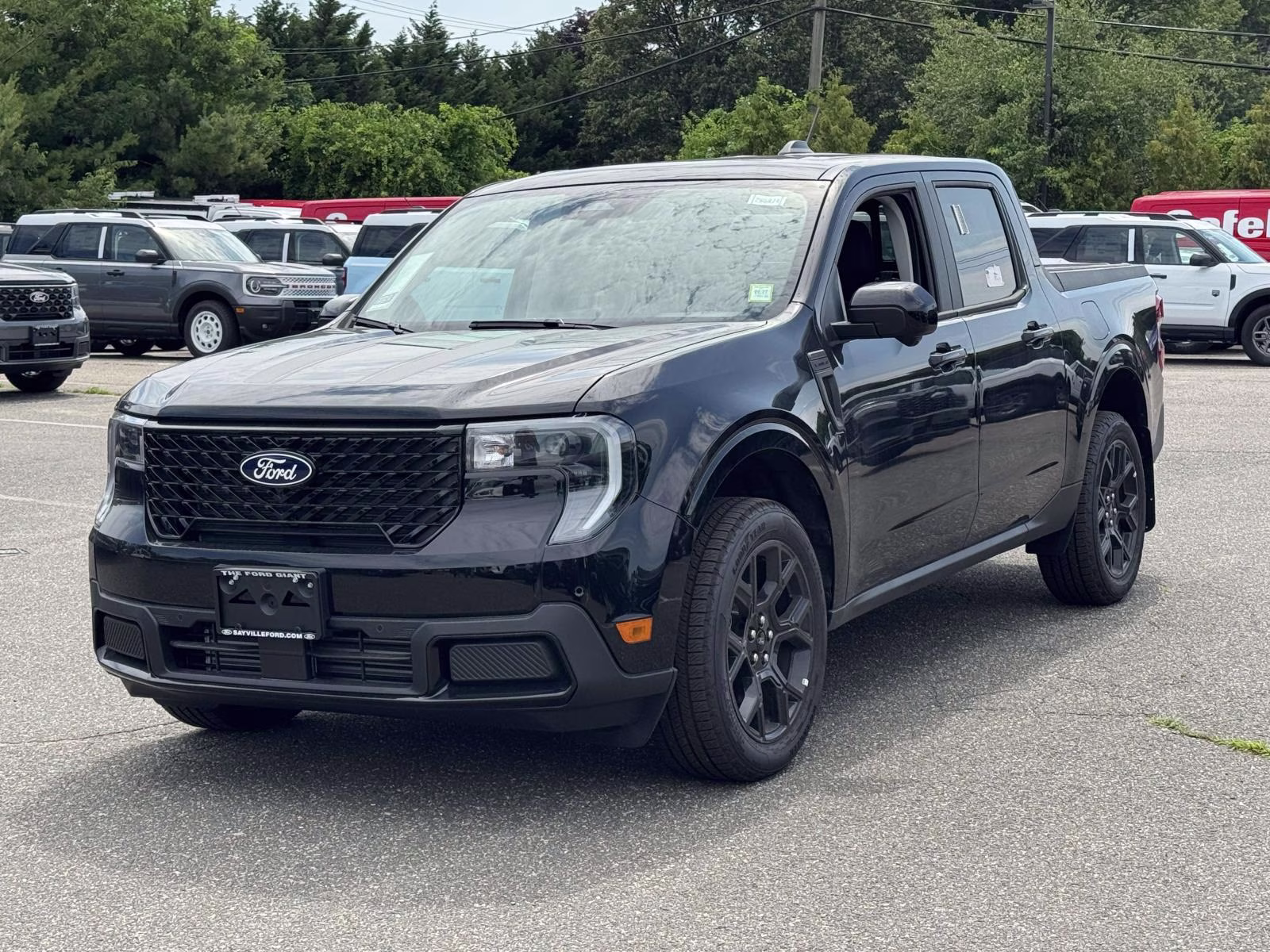 2026 Shadow Black Ford Maverick LARIAT AWD SuperCrew AWD Truck