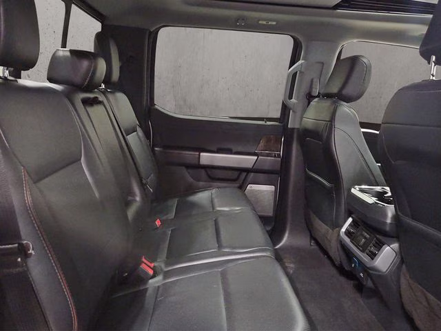 2023 Iconic Silver Metallic Ford F-150 Lariat 4X4 Truck