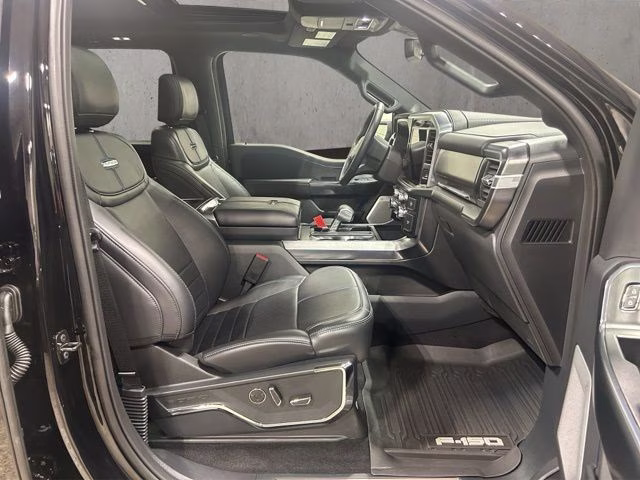 2025 Agate Black Metallic Ford F-150 Platinum 4X4 Truck