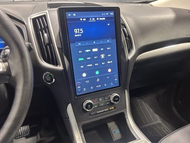 2024 Agate Black Metallic Ford Edge SEL AWD SUV