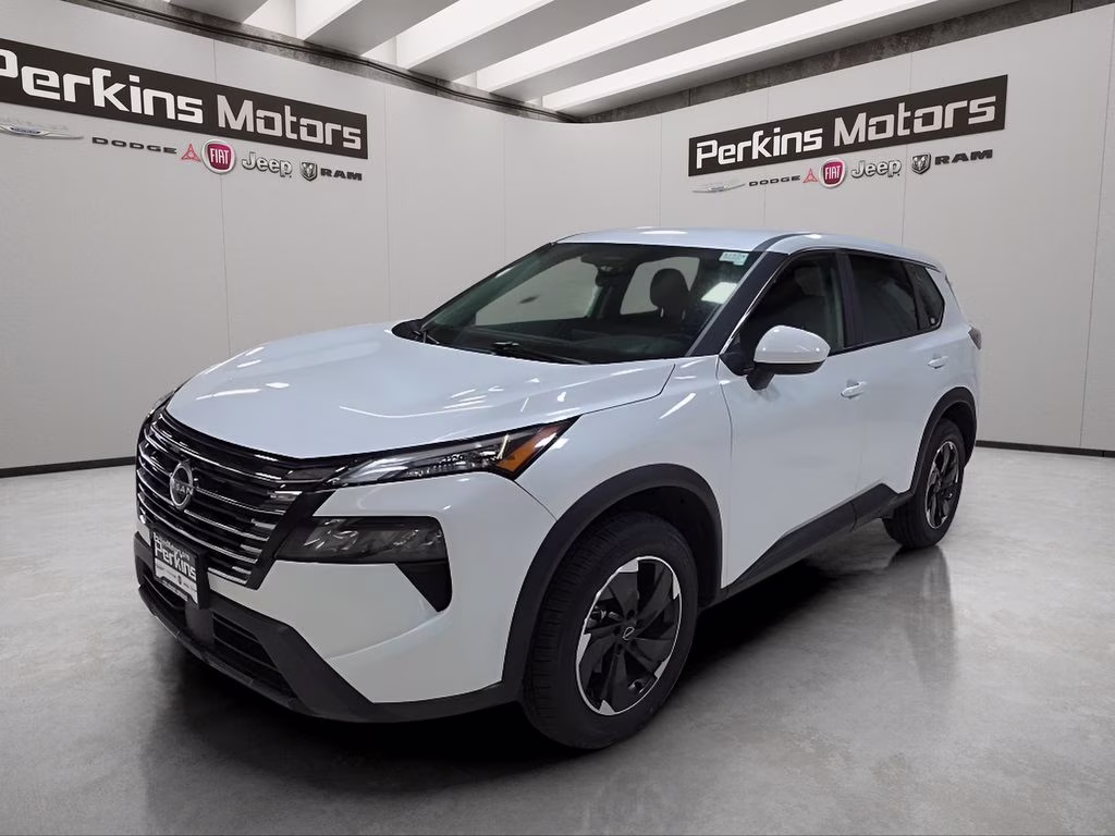 2025 Everest White Pearl Nissan Rogue SV AWD SUV