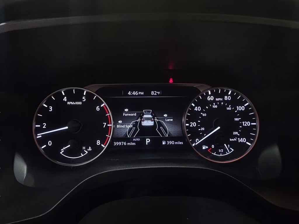2025 Everest White Pearl Nissan Rogue SV AWD SUV