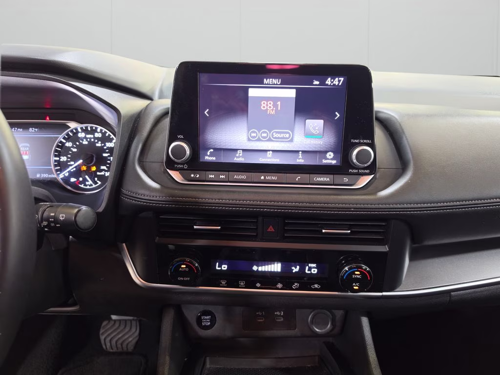 2025 Everest White Pearl Nissan Rogue SV AWD SUV