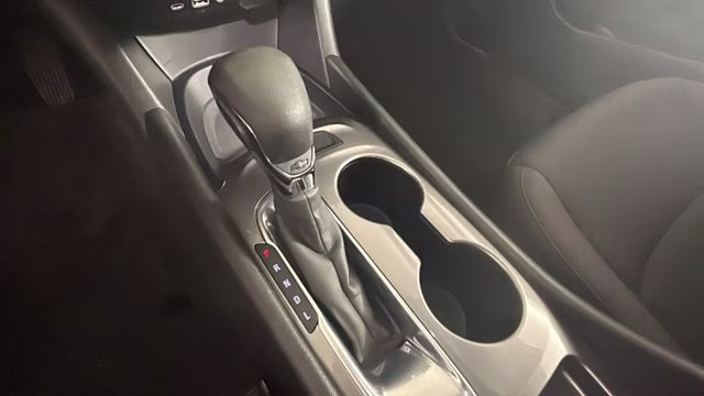 2022 White Chevrolet Malibu LS FWD Sedan