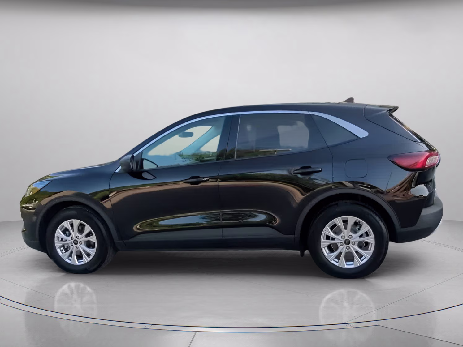 2024 Agate Black Metallic Ford Escape Active FWD SUV