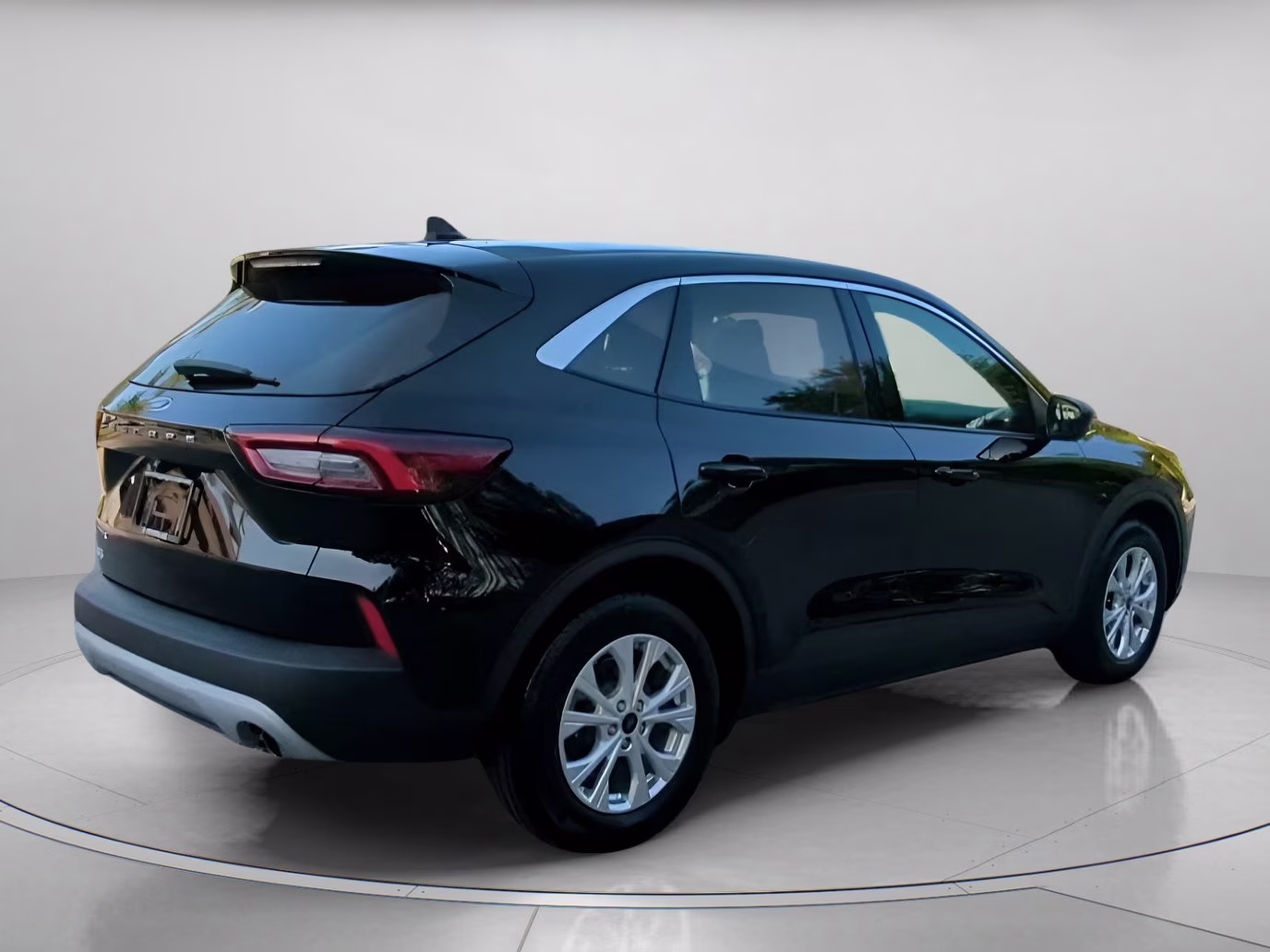 2024 Agate Black Metallic Ford Escape Active FWD SUV
