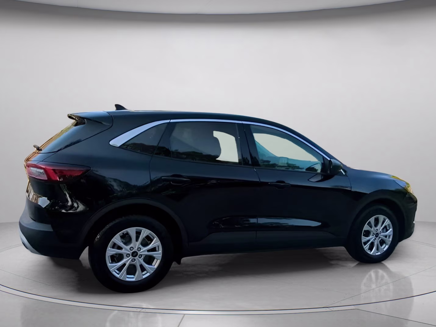 2024 Agate Black Metallic Ford Escape Active FWD SUV