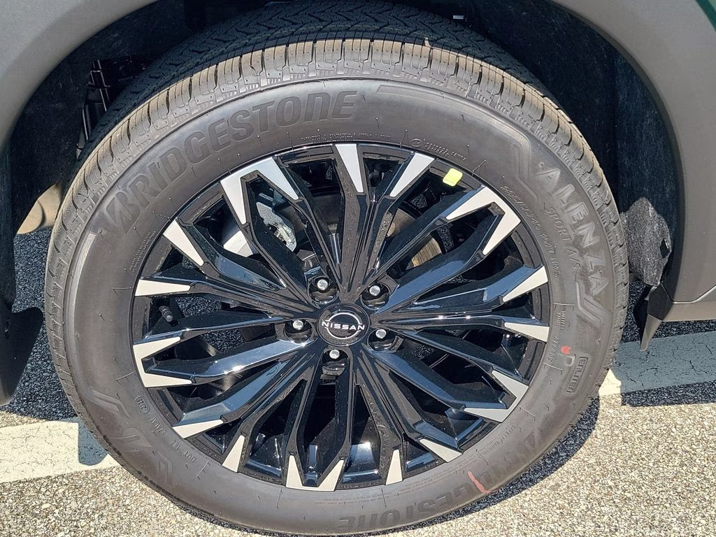 2026 Obsidian Green Nissan Rogue Dark Armor FWD SUV