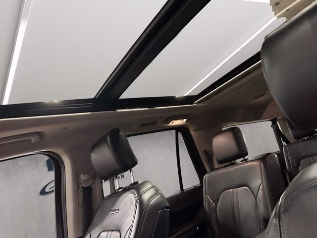 2021 Black Ford Expedition Max Platinum 4X4 SUV