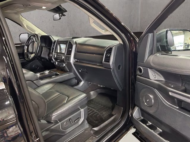 2021 Black Ford Expedition Max Platinum 4X4 SUV