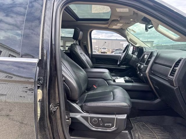 2021 Black Ford Expedition Max Platinum 4X4 SUV