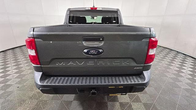 2022 Gray Metallic Ford Maverick XLT AWD Truck
