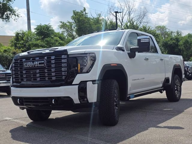2026 Summit White GMC Sierra 2500HD Denali Ultimate 4X4 Truck