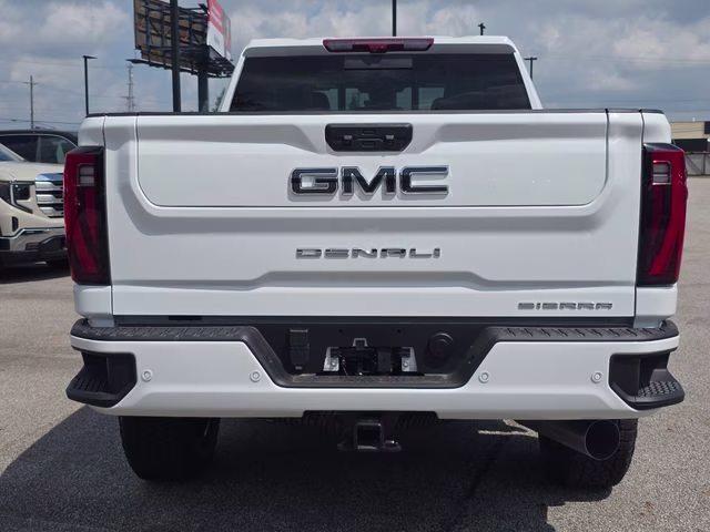 2026 Summit White GMC Sierra 2500HD Denali Ultimate 4X4 Truck