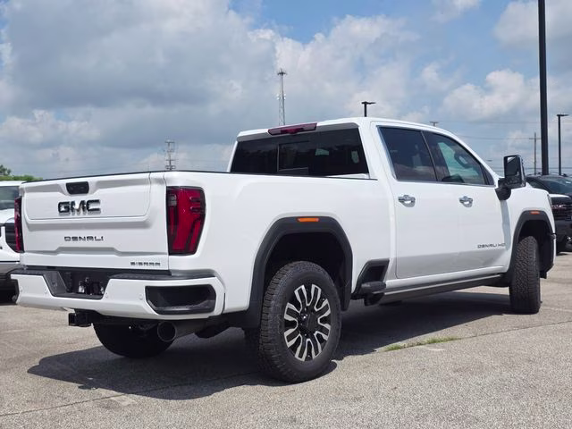 2026 Summit White GMC Sierra 2500HD Denali Ultimate 4X4 Truck