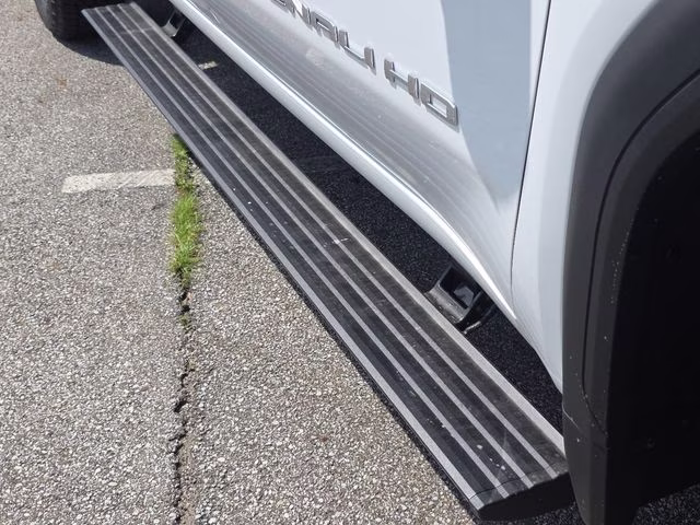 2026 Summit White GMC Sierra 2500HD Denali Ultimate 4X4 Truck