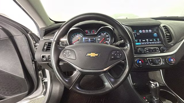 2018 Silver Ice Metallic Chevrolet Impala LT FWD Sedan
