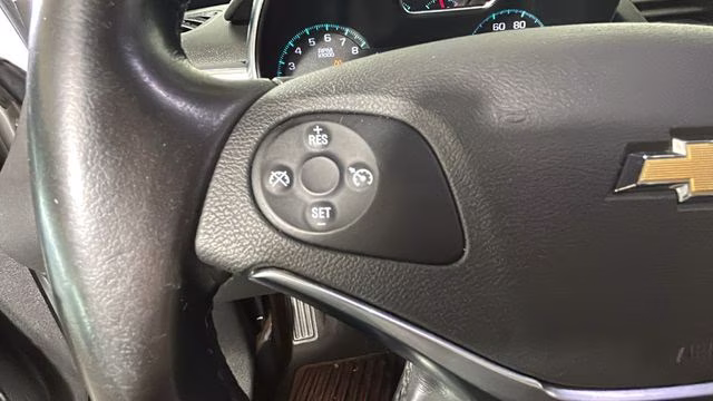 2018 Silver Ice Metallic Chevrolet Impala LT FWD Sedan