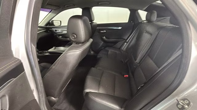 2018 Silver Ice Metallic Chevrolet Impala LT FWD Sedan