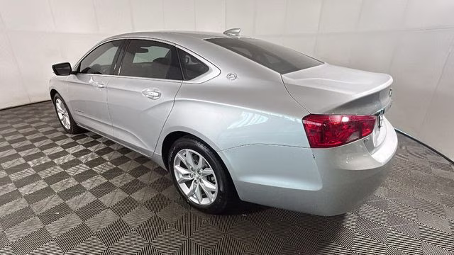 2018 Silver Ice Metallic Chevrolet Impala LT FWD Sedan