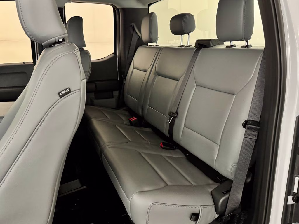 2026 Oxford White Ford Super Duty F-250 SRW XL RWD Truck