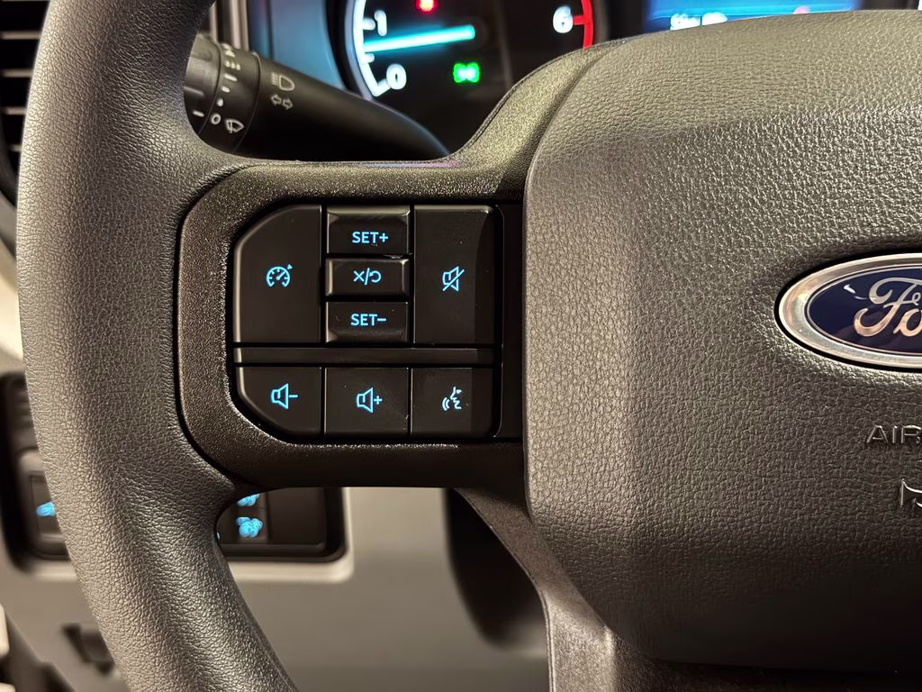 2026 Oxford White Ford Super Duty F-250 SRW XL RWD Truck