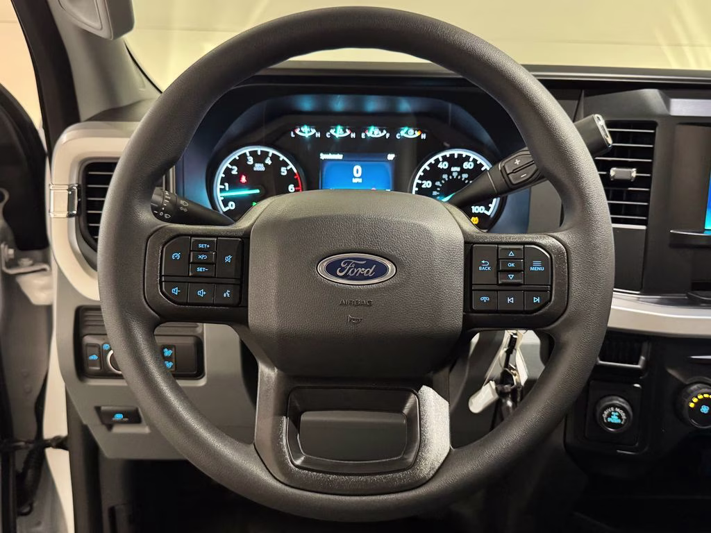 2026 Oxford White Ford Super Duty F-250 SRW XL RWD Truck