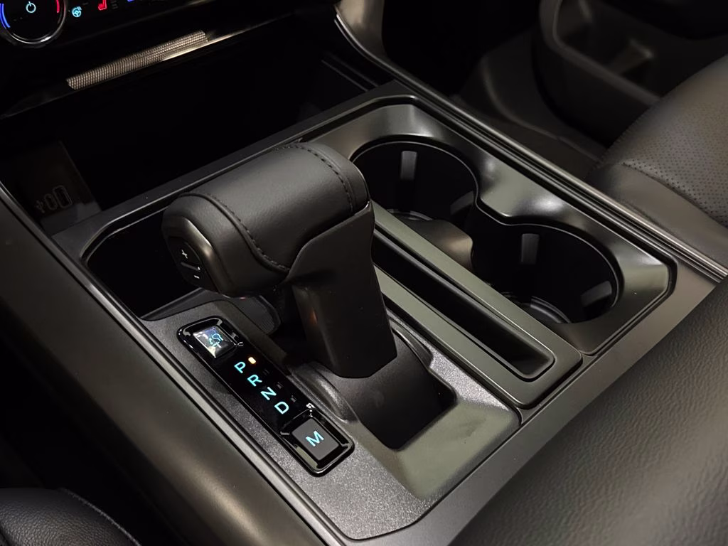 2026 Avalanche Ford F-150 Lariat 4X4 Truck