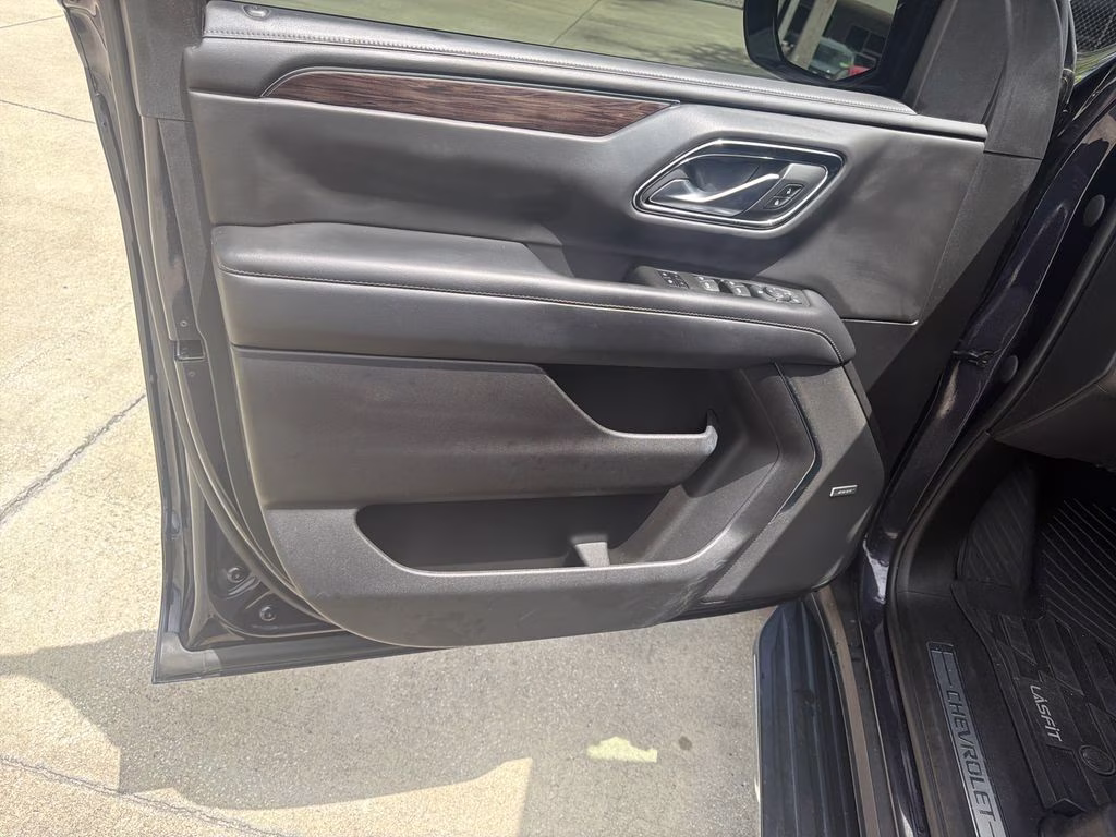 2022 Dark Ash Metallic Chevrolet Tahoe LT 4X4 SUV