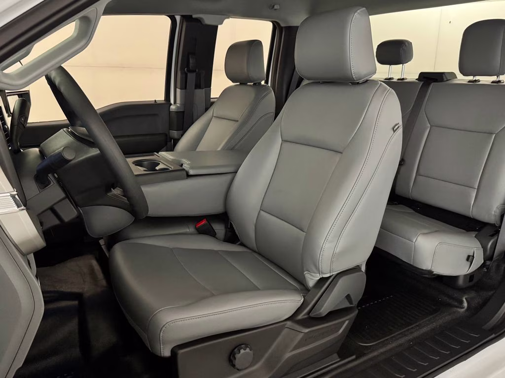 2026 Oxford White Ford Super Duty F-250 SRW XL RWD Truck