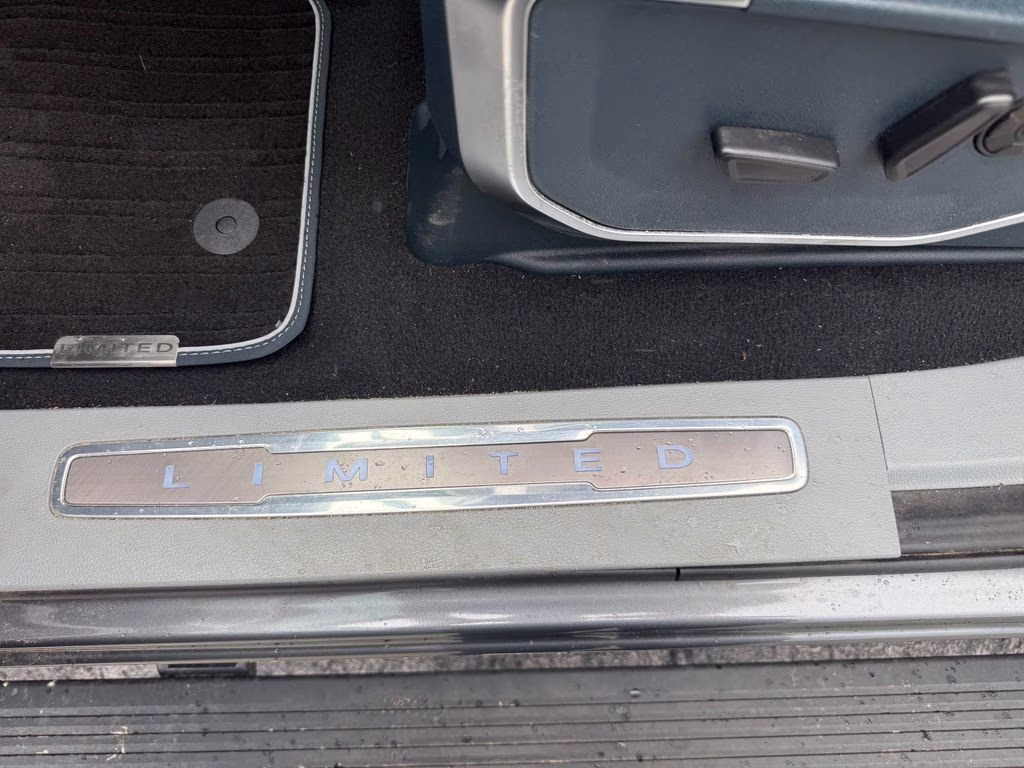 2023 Gray Metallic Ford Super Duty F-450 DRW Limited 4X4 Truck