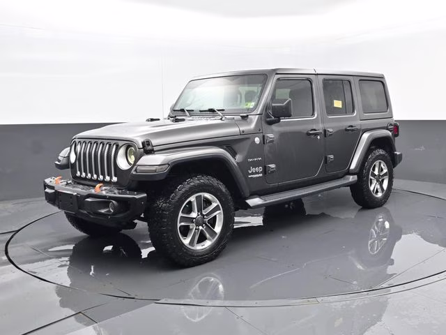 2019 Granite Crystal Metallic Clearcoat Jeep Wrangler Unlimited Sahara 4X4 SUV