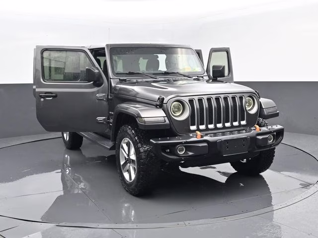 2019 Granite Crystal Metallic Clearcoat Jeep Wrangler Unlimited Sahara 4X4 SUV