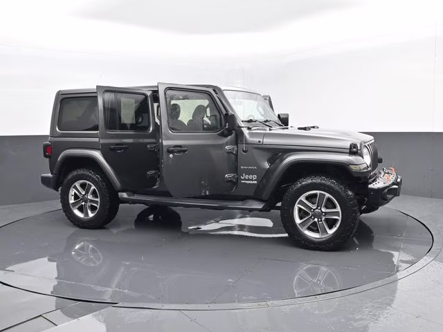 2019 Granite Crystal Metallic Clearcoat Jeep Wrangler Unlimited Sahara 4X4 SUV