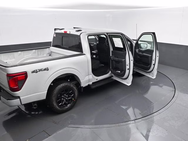2026 Avalanche Ford F-150 XLT 4X4 Truck